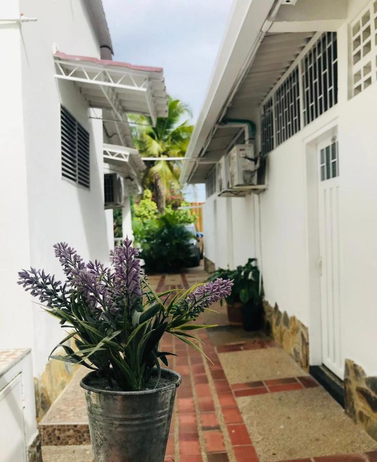 Hotel Maceo Melgar Buitenkant foto