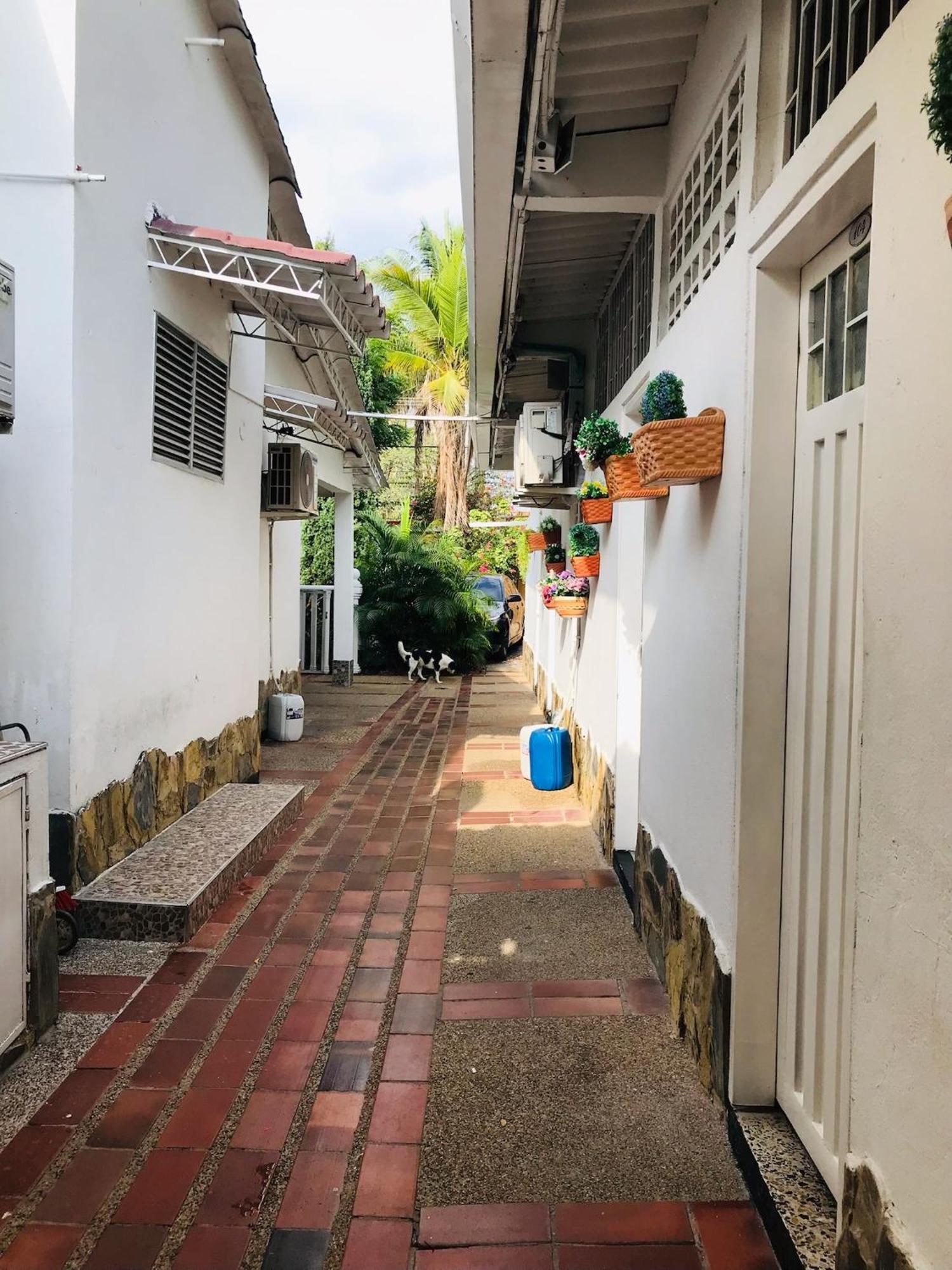 Hotel Maceo Melgar Buitenkant foto